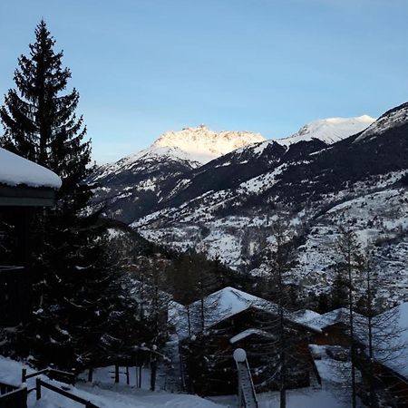 Appartement Dans Chalet Typiquement Savoyard Au Pied Des Pistes Ла-Норма Экстерьер фото