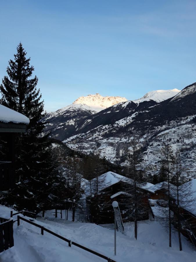 Appartement Dans Chalet Typiquement Savoyard Au Pied Des Pistes Ла-Норма Экстерьер фото